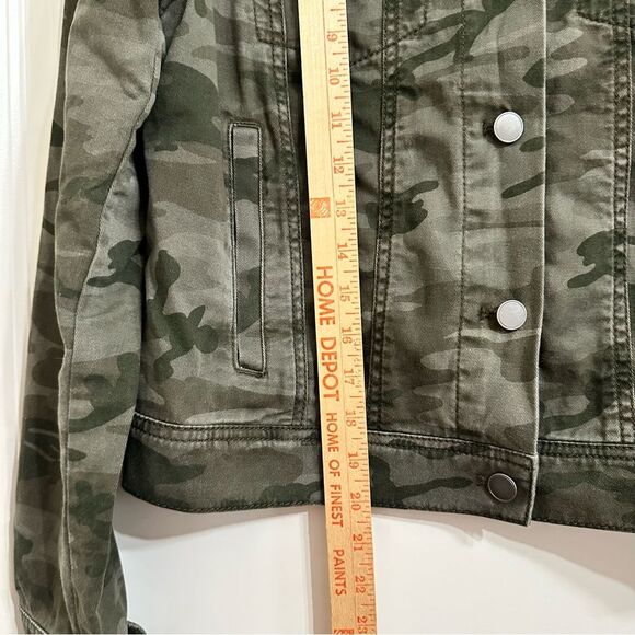 LOFT GORPCORE UTILITY ARMY CAMO CROPPED BUTTON UP LONG SLEEVE JACKET MEDIUM - Picture 5 of 13